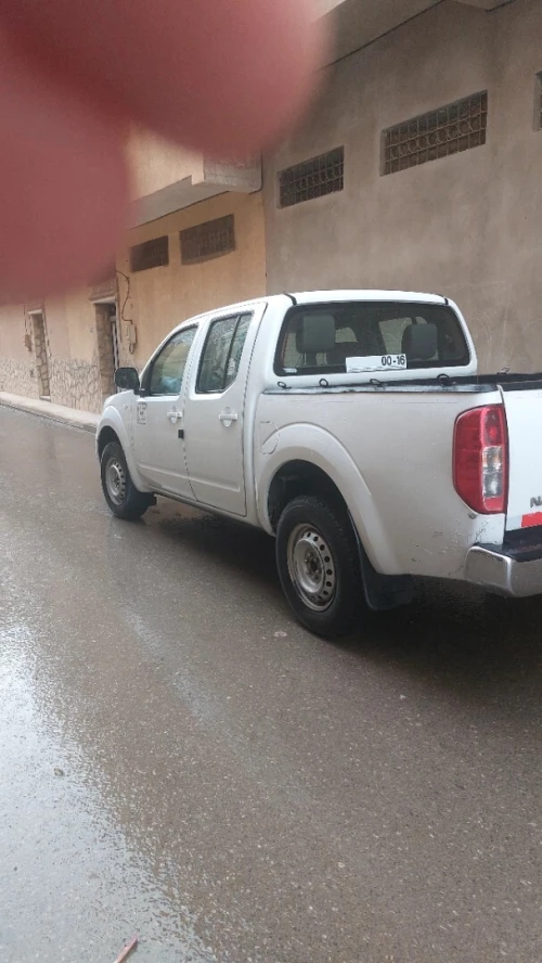 Nissan D40 2016 