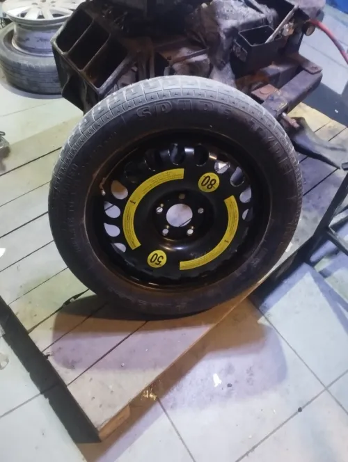 roue de secour benz