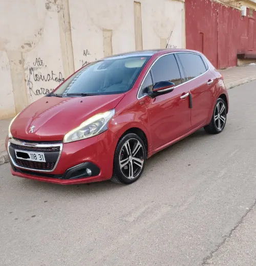 Peugeot 208 2018 GT Line