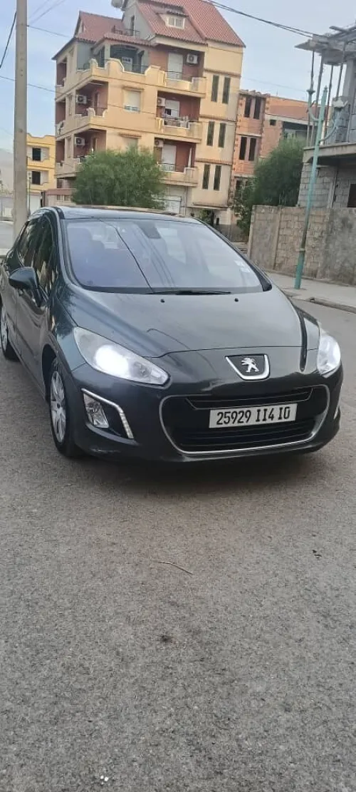 Peugeot 308 2014 