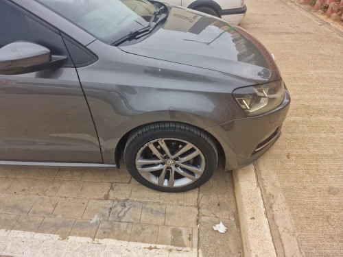 Volkswagen Polo 2016 