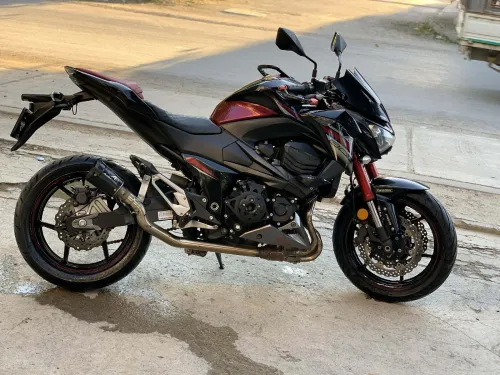 Kawazaki Z800 2016