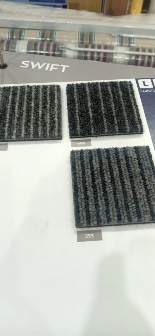 Moquette balta 