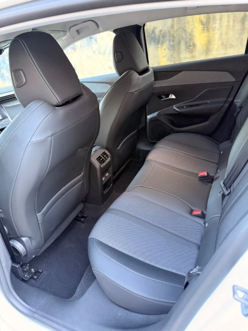 Peugeot 308 2023 Allure Pack