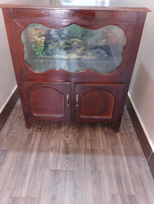 Aquarium bois rouge classique