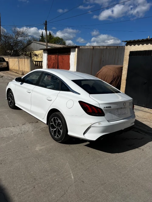 MG MG5 2026 