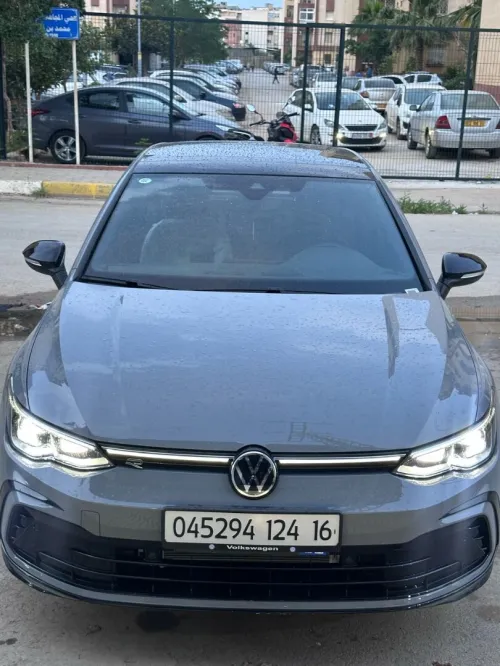 Volkswagen Golf 8 2025 R-Line