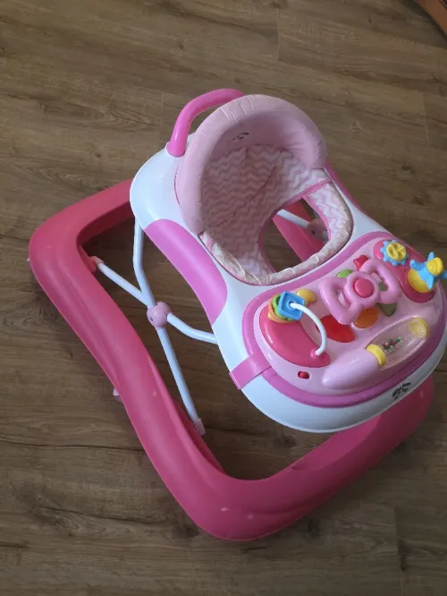 Trotteur bébé (fille)