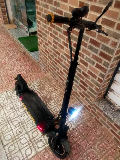 Trottinette électrique JOYOR Y6S très bon état venu de France 