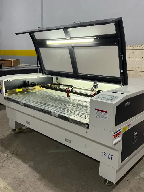 Cnc laser مشينة ليزر