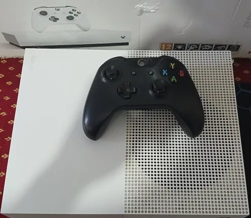 Xbox one s 1TB 