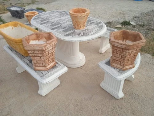 Tables et Fontaines de décoration 