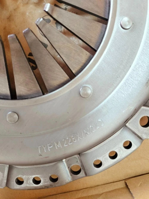 Kit d'embrayage Mercedes w204 c 220 turbo