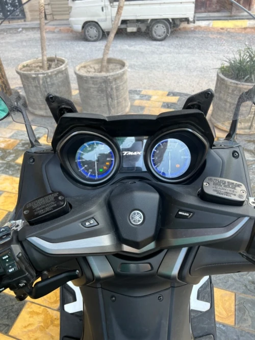 Yamaha Tmax 560 2022