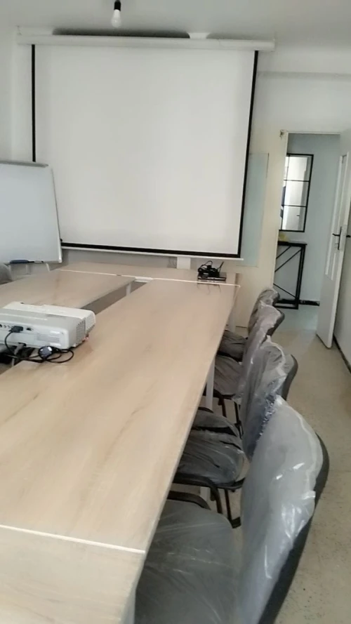 Location de salle de formation, coworking, réunion à Constantine (Nouvelle ville) près de la Fac 3