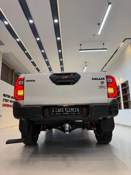 Toyota HILUX 4*4 FULL OPTION 2025 Gr sport vip