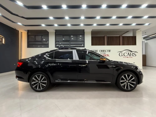 Skoda Superb 2025 Luxury
