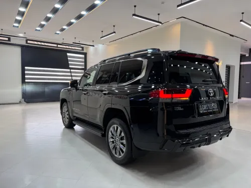 Toyota Land Cruiser  2025 VX-R / LC 300 FULL OPTION