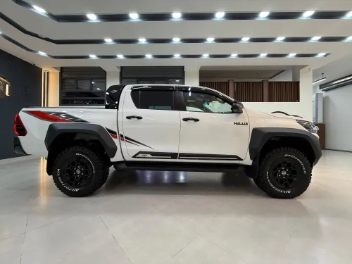Toyota HILUX 4*4 2025 GR SPORT /FULL OPTION