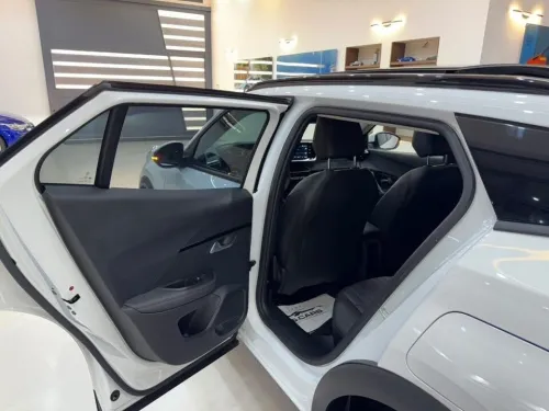 Peugeot 2008 2025 Allure Pack