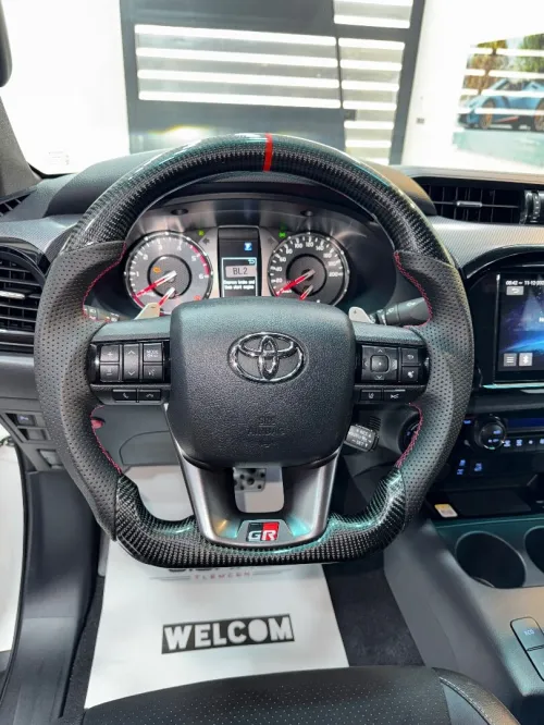 Toyota HILUX 4*4 2025 GR SPORT /FULL OPTION