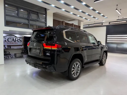 Toyota Land Cruiser  2025 VX-R / LC 300 FULL OPTION
