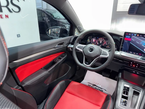 Volkswagen Golf 8,5 full option 2026 R-LINE / BLACK ÉDITION