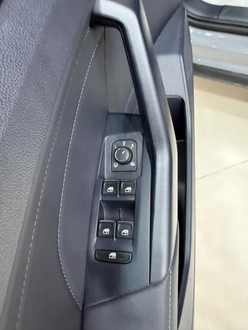Volkswagen Tharu  2025 XR