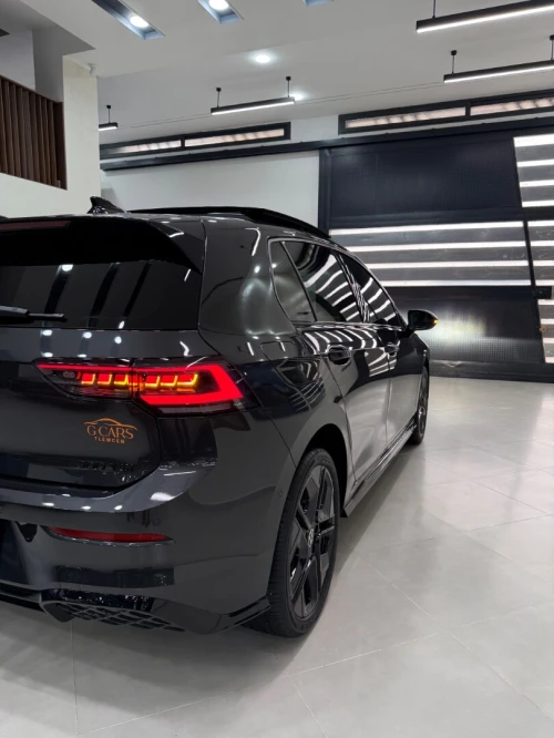 Volkswagen Golf 8,5 full option 2026 R-LINE / BLACK ÉDITION