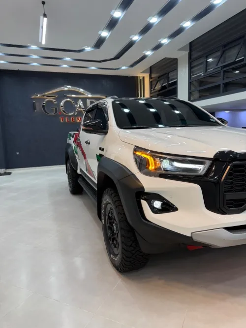 Toyota HILUX 4*4 2025 Gr sport / full option
