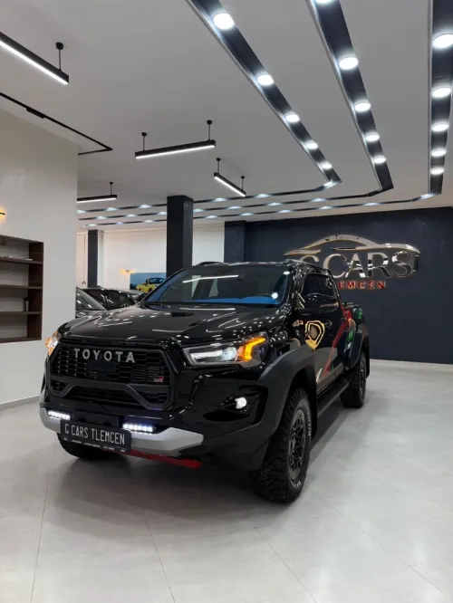 Toyota HILUX VIP 2026 GR SPORT RALLY ÉDITION