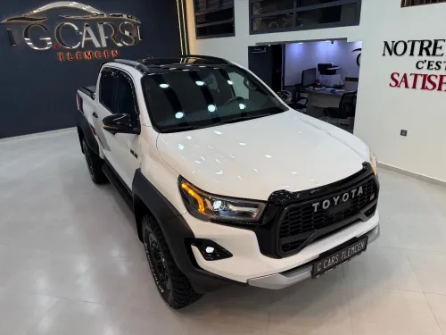 Toyota HILUX 4*4 2025 GR SPORT /FULL OPTION