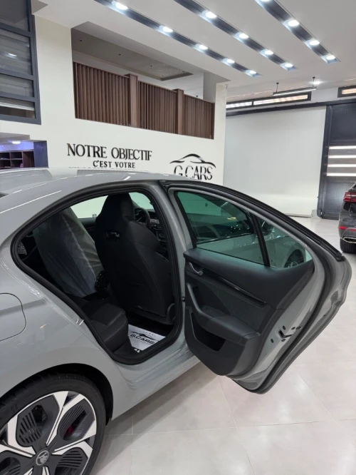 Skoda Octavia🇩🇪🇩🇪 2026 Rs / full option