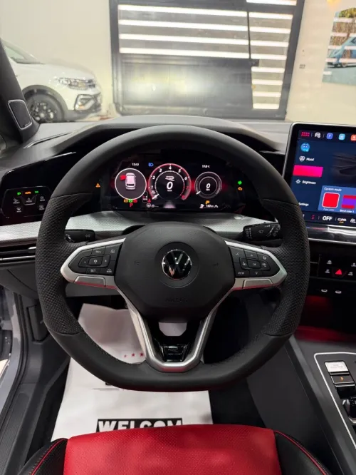 Volkswagen GOLF 8.5 FULL OPTION 2026 R-LINE BLACK ÉDITION