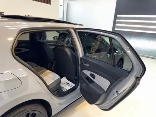 Volkswagen Golf 8.5 / full option 2026 R-LINE