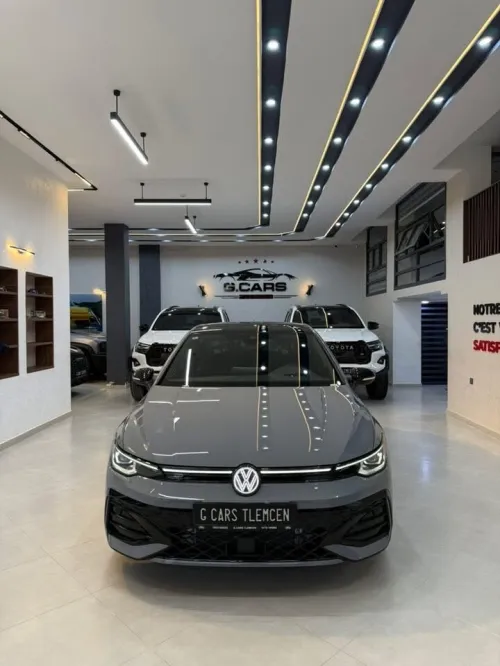 Volkswagen Golf 8.5 / full option 2026 R-LINE
