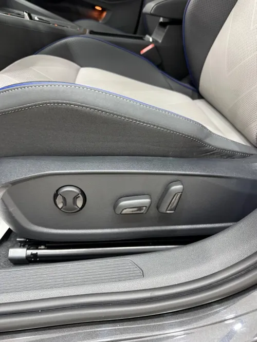 Volkswagen Golf 8,5 full option 2026 R_LINE