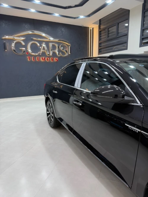 Skoda Superb 2025 Luxury
