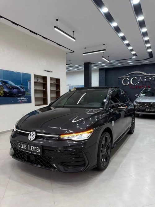 Volkswagen Golf 8,5 full option 2026 R-LINE / BLACK ÉDITION