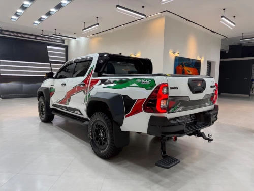 Toyota HILUX 4*4 2025 Gr sport / full option