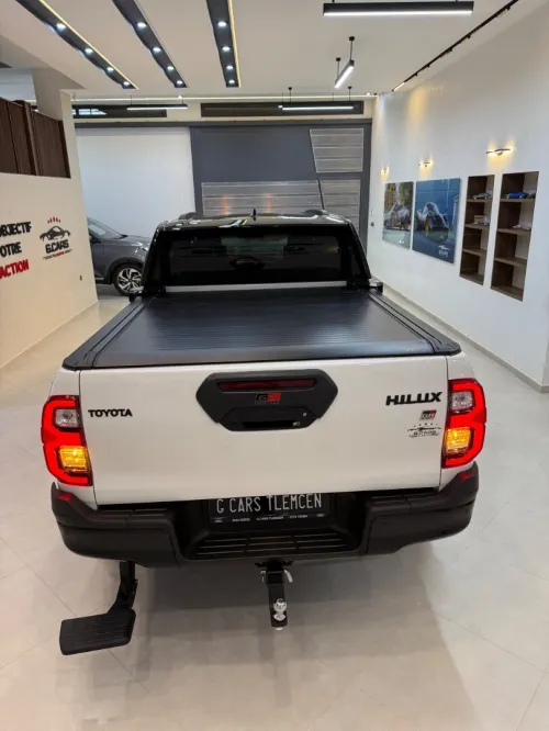 Toyota HILUX 4*4 FULL OPTION 2025 Gr sport vip