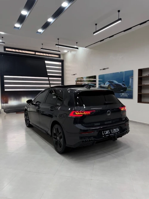 Volkswagen Golf 8,5 full option 2026 R-LINE / BLACK ÉDITION