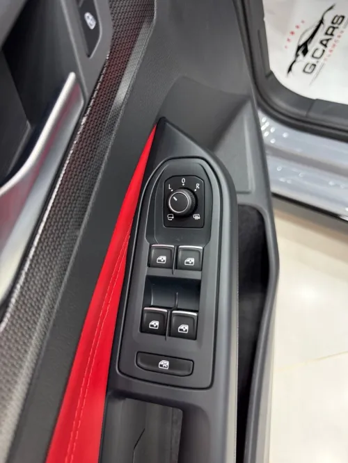 Volkswagen GOLF 8.5 FULL OPTION 2026 R-LINE BLACK ÉDITION