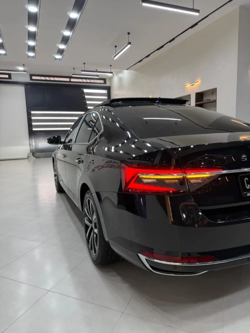 Skoda Superb 2025 Luxury