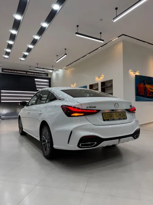 MG 5 180 DVVT 2025 FULL OPTION