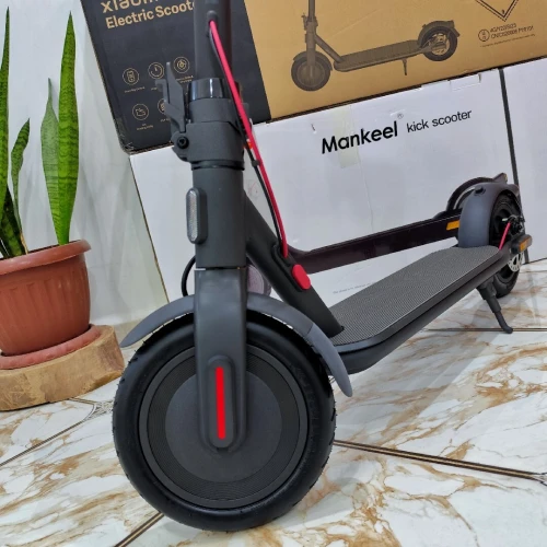 Trottinette Électrique Trotinette Xiaomi 4 i Très Peu Utilisé i Promotion!