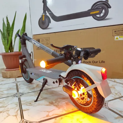 Trottinette Électrique Trotinette RCB R19 i Jamais Utilisé i Promotion!
