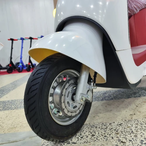 Moto Électrique NIU JET 7 i Affaire a pas Rater!