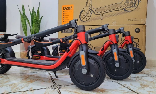 Trottinette Électrique Trotinette Ninebot D28E i Jamais Utilisé i PROMOTION!