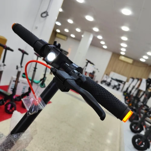 Trottinette Électrique Trotinette Mankeel Mk83 Pro i PRIX CHOC!